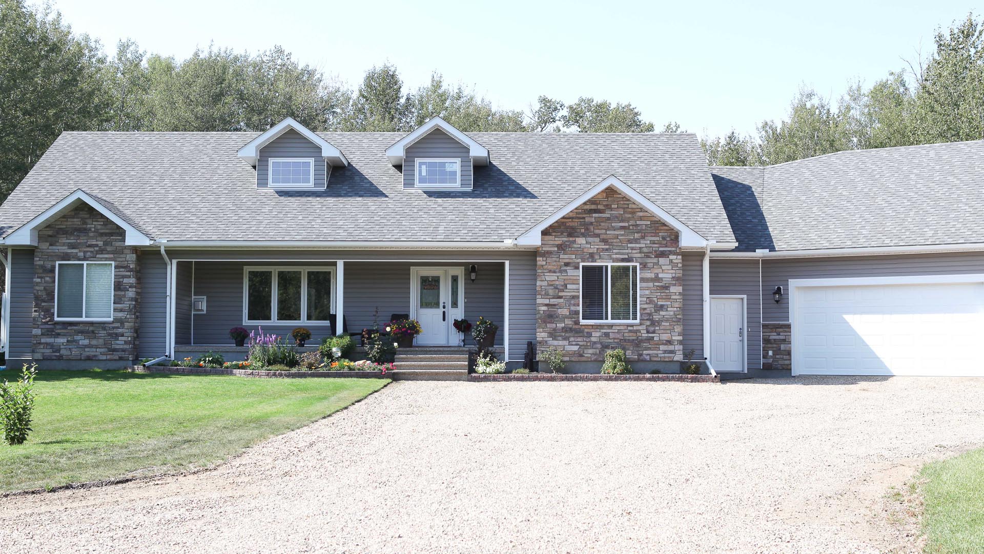 Accubuilt Homes Ltd Home Builder, Custom Home Builder and Home Remodeling Contractor